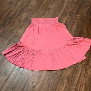 Torrid Midi Washable Gauze Smocked
Waist Tiered Skirt Size 00 plus size 10 NWT